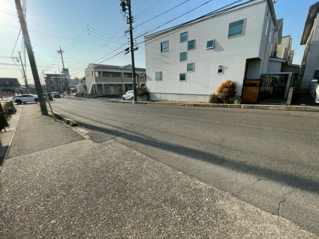 稲垣二階建事務所付倉庫の周辺