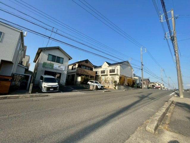 稲垣二階建事務所付倉庫の周辺