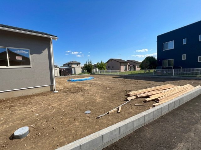 【Cradle Garden】　猿島郡五霞町小手指　第１　全1邸の前面道路含む現地写真|〇前面道路〇
北側4.62m
西側4m
2026年4月撮影