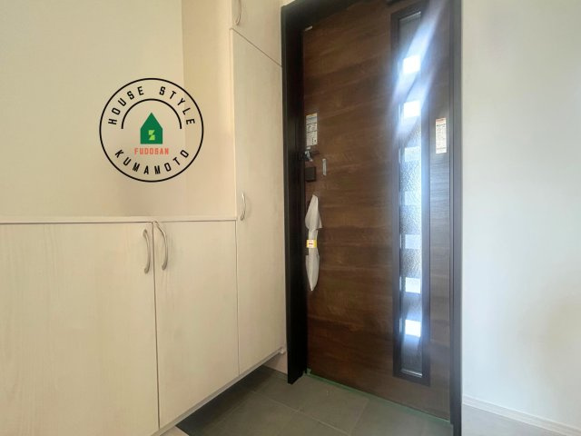 熊本市南区富合町杉島第2-2棟(1号棟)の内観：施工例|二重ロックでしっかり防犯対策ができます。