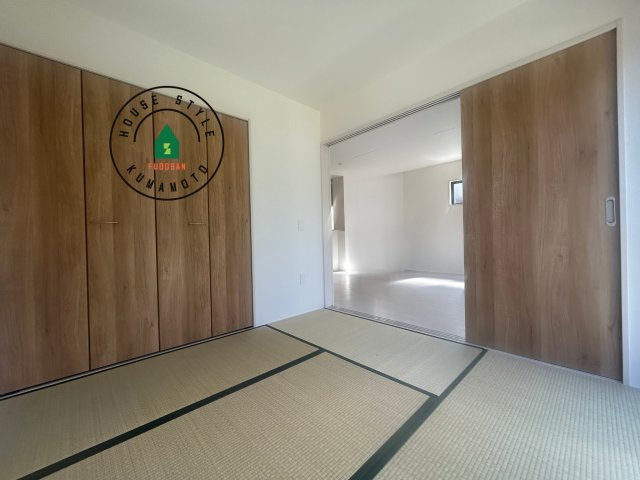 熊本市南区富合町杉島第2-2棟(1号棟)の内観：施工例|柔らかい畳が心地よい和室