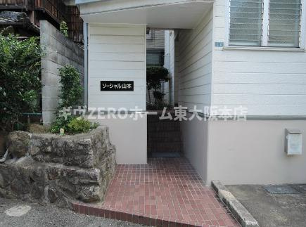 ソーシャル山本のエントランス