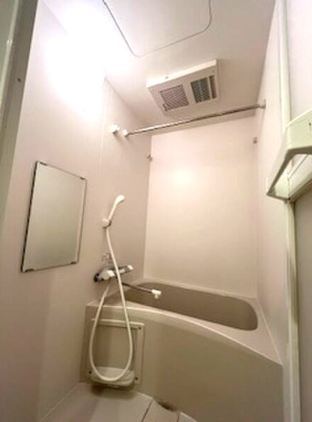 レガーメ野並の浴室