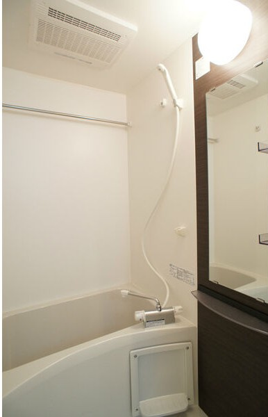 レガーメ野並の浴室