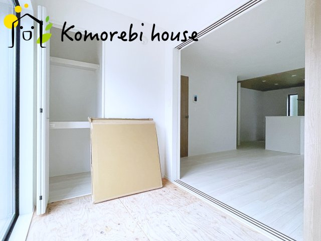 上尾市大谷本郷　9期　新築一戸建て　グラファーレ　10の和室|和室があれば客間としても活用できます
