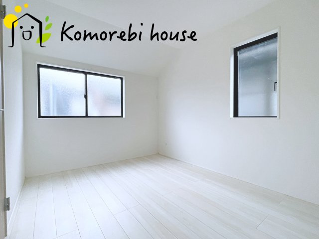 上尾市大谷本郷　9期　新築一戸建て　グラファーレ　10の洋室|明るい洋室です