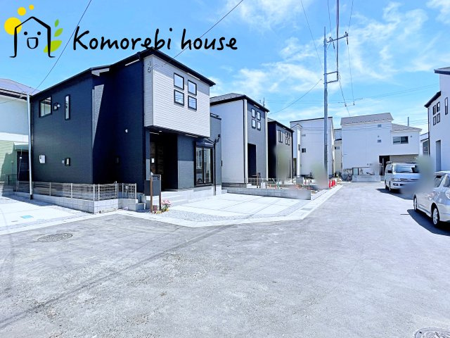 上尾市大谷本郷　9期　新築一戸建て　グラファーレ　10の前面道路含む現地写真|前面道路含む現地写真です