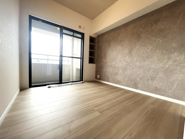 クレスト小笹の洋室|
お子様のお部屋や書斎に良さそうです！！