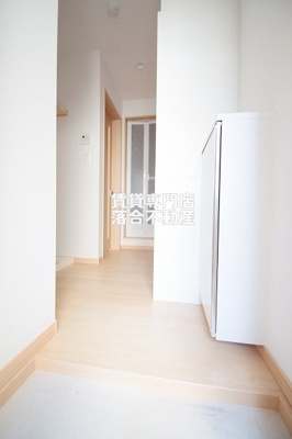 【玄関】 | オアゾ相模原矢部 | 落ち着いた玄関