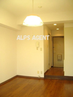 【居間・リビング】 | 伊勢佐⽊町ダイカンプラザシティⅡ