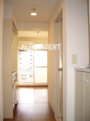 【玄関】 | 伊勢佐⽊町ダイカンプラザシティⅡ