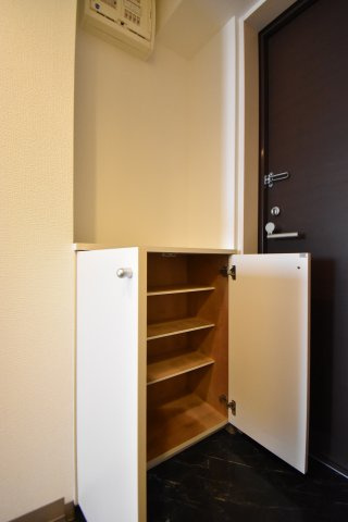 フェアリーコートあびこの玄関