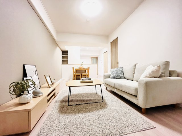 尼崎スカイハイツの居間・リビング