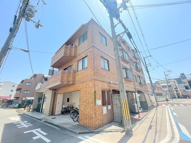 クリアコートUの外観