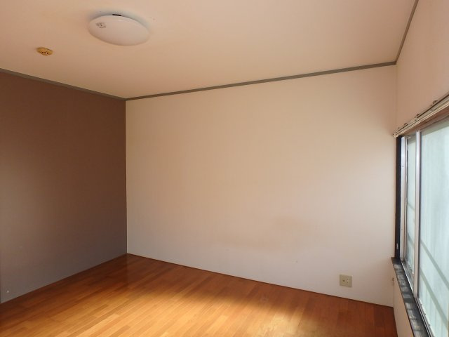 S1409R　長谷川ビルの洋室