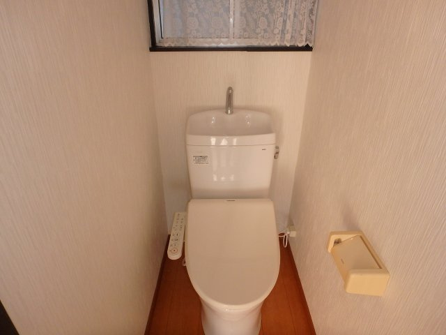 長谷川ビルのトイレ