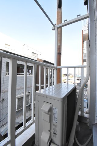 中央マンションのバルコニー