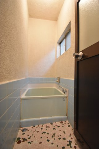 中央マンションの浴室