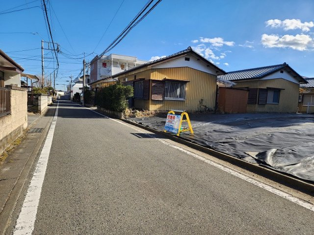 高崎市上中居町売地の前面道路含む現地写真