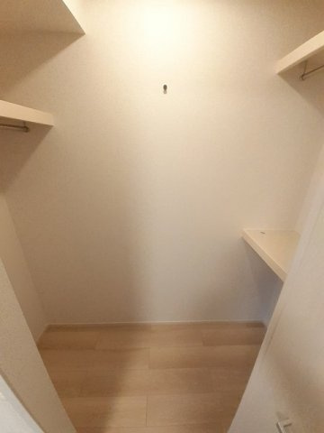 ボニータ　カサス　Ⅲの収納