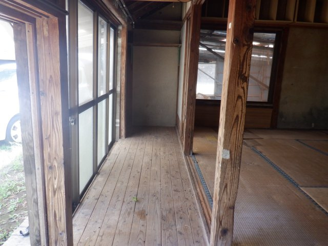 安布里のその他