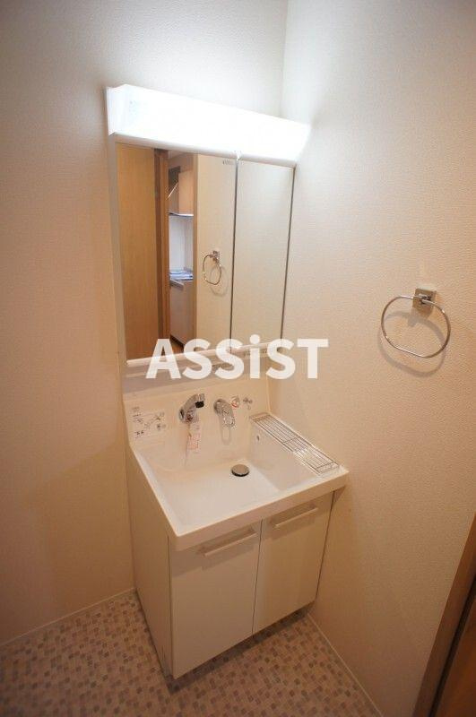 ジュネス明大前の独立洗面台