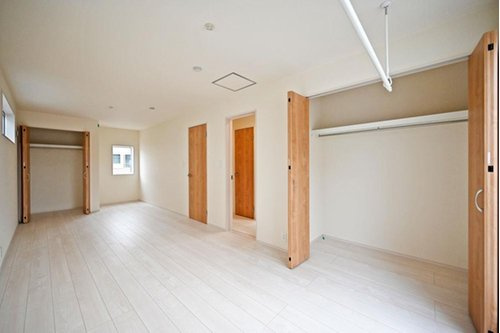 東鳴尾町２丁目新築戸建の居間・リビング
