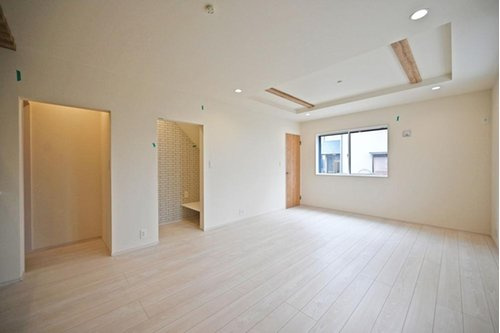 東鳴尾町２丁目新築戸建の居間・リビング
