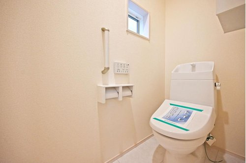 東鳴尾町２丁目新築戸建のトイレ