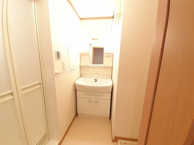 グリュネ・城山の洗面所