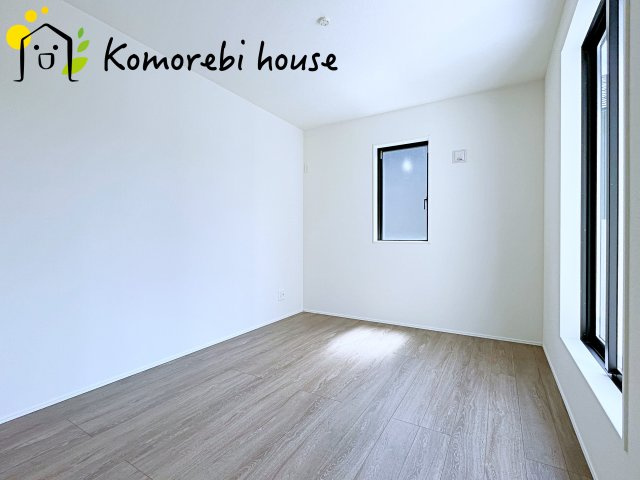 上尾市大谷本郷　9期　新築一戸建て　グラファーレ　11の寝室|使い勝手のいい寝室です