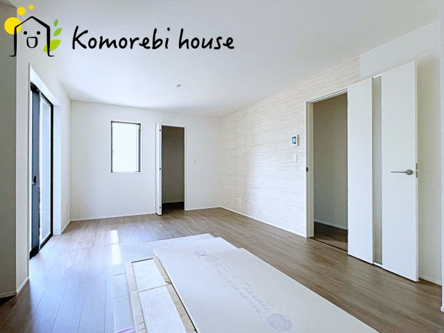 上尾市大谷本郷　9期　新築一戸建て　グラファーレ　11の居間・リビング|使いやすいリビングです