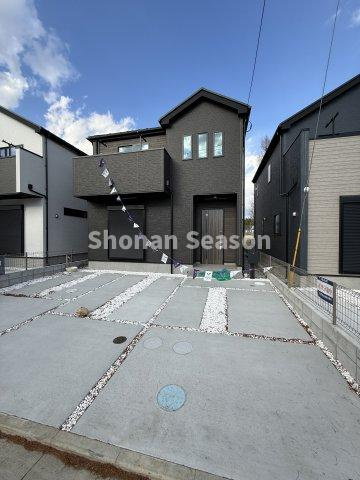 【外観】 | 現地完成しております。
内見ご希望の際は、お気軽に当社スタッフまでお問合せ下さいね♪