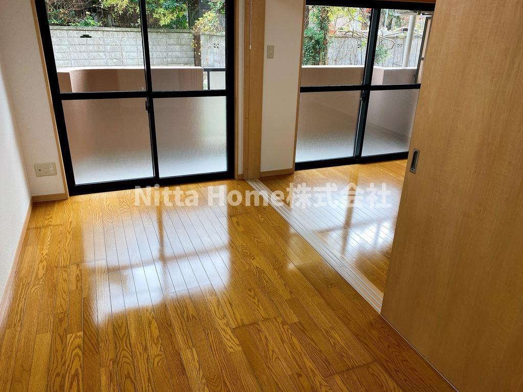 ソレイユ51の内装|洋室は５.４帖◇