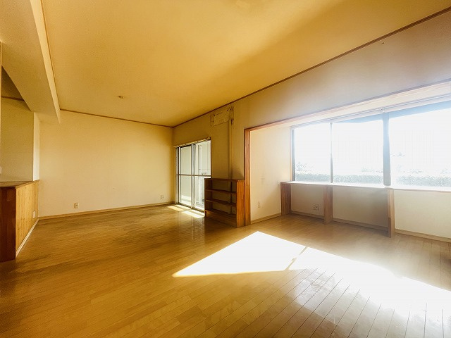 【居間・リビング】 | 大池シャインハイツ