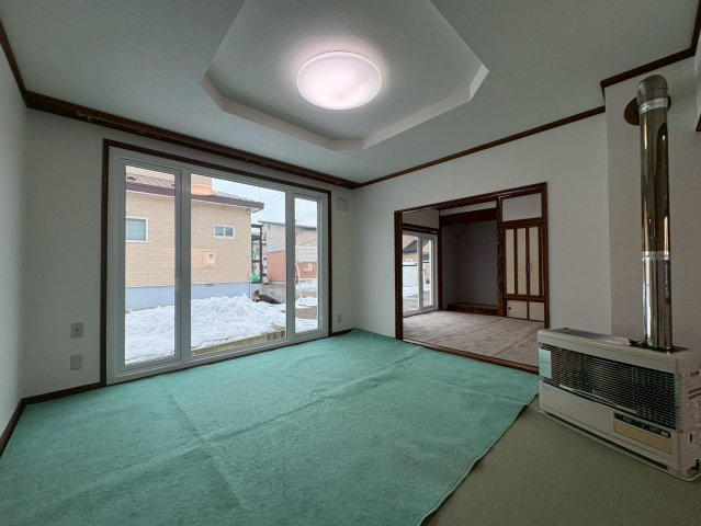 星が浦大通２丁目3-24貸家の居間・リビング