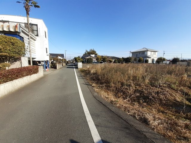 熊本市南区富合町新の売地の前面道路含む現地写真