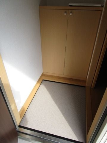 エクセルコートの玄関