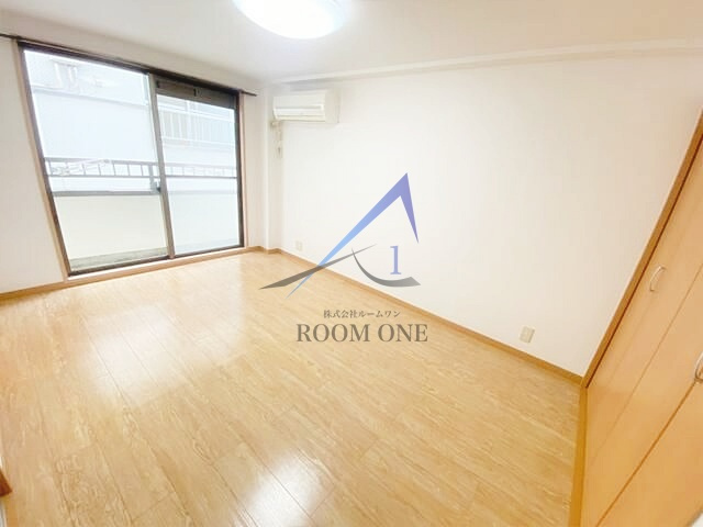 アーバン蒲田の居間・リビング|洋室のお部屋です。