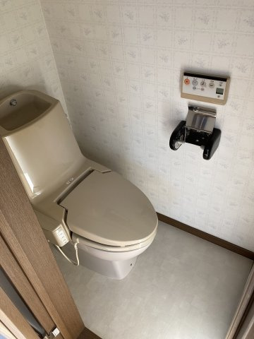 根坂間事務所のトイレ