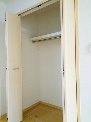 クレメント　ヴィラＡの収納