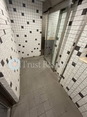 【ロビー】 | レッドウィング