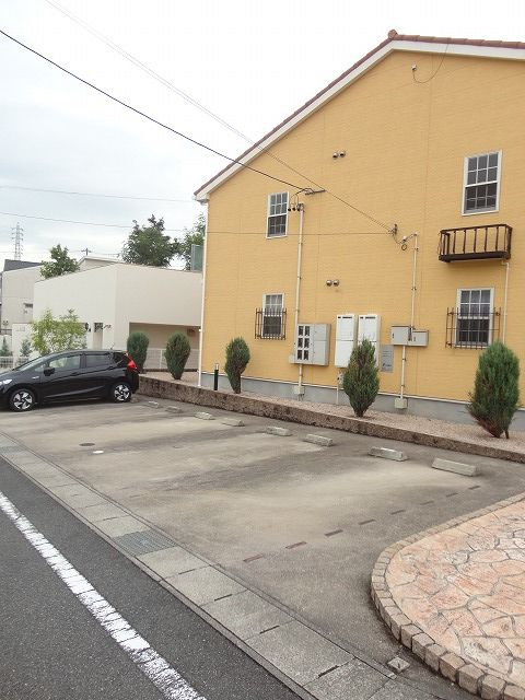 コンフォート　スクエアＤ　　刈谷市近郊の賃貸ならクラスホーム刈谷店の駐車場