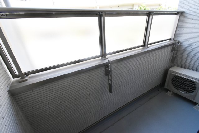 ウエルスクエア西宮甲東園のバルコニー