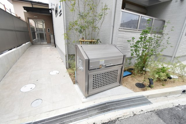 ウエルスクエア西宮甲東園のエントランス