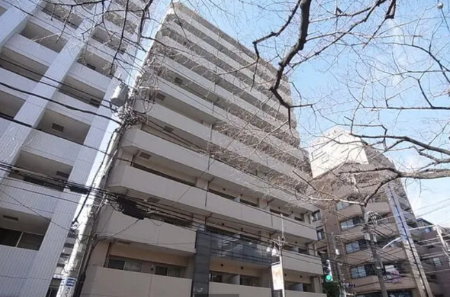 【外観】 | メインステージ滝野川桜通り | 平成築の新耐震基準適合マンション！太陽に愛された邸は、陽当り・通風に優れた魅力的で快適さを追求した邸宅。