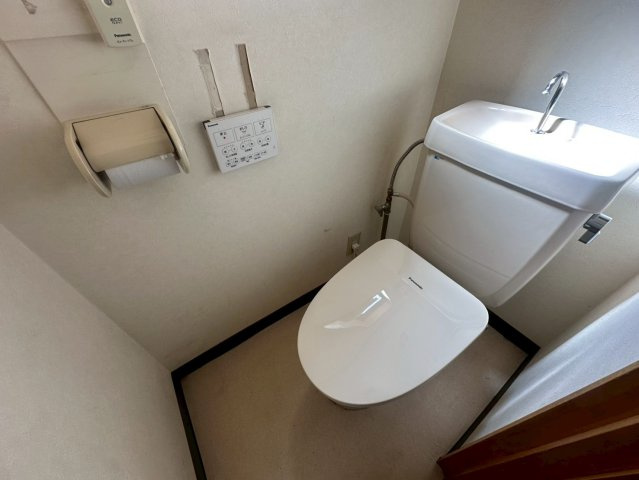 岡崎市百々西町　貸店舗・事務所のトイレ