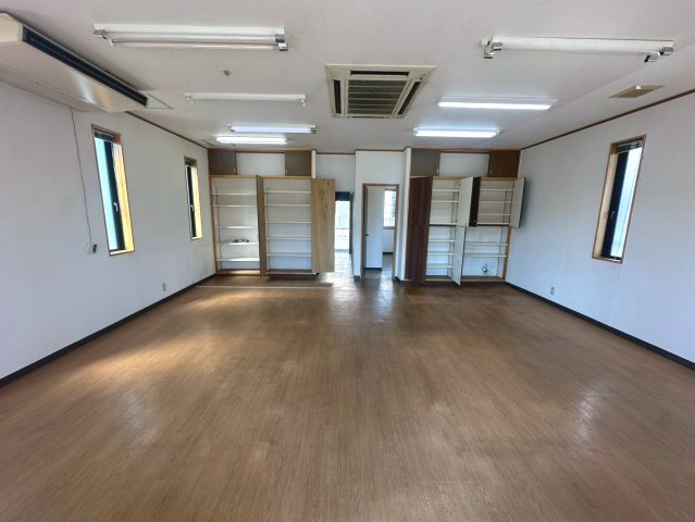 岡崎市百々西町　貸店舗・事務所の内装