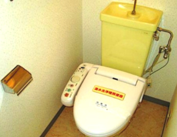 【トイレ】 | ビラ小松 | 清潔感のあるきれいなトイレです