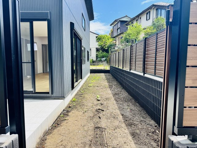 八王子市　横川町　平屋（新築一戸建て）の庭|～ガーデニングなども楽しめる庭付き～